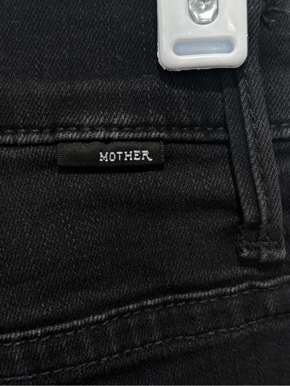 🖤🖤🖤MOTHER Black Ankle & Cropped Button-Front Pants - Picture 7 of 14